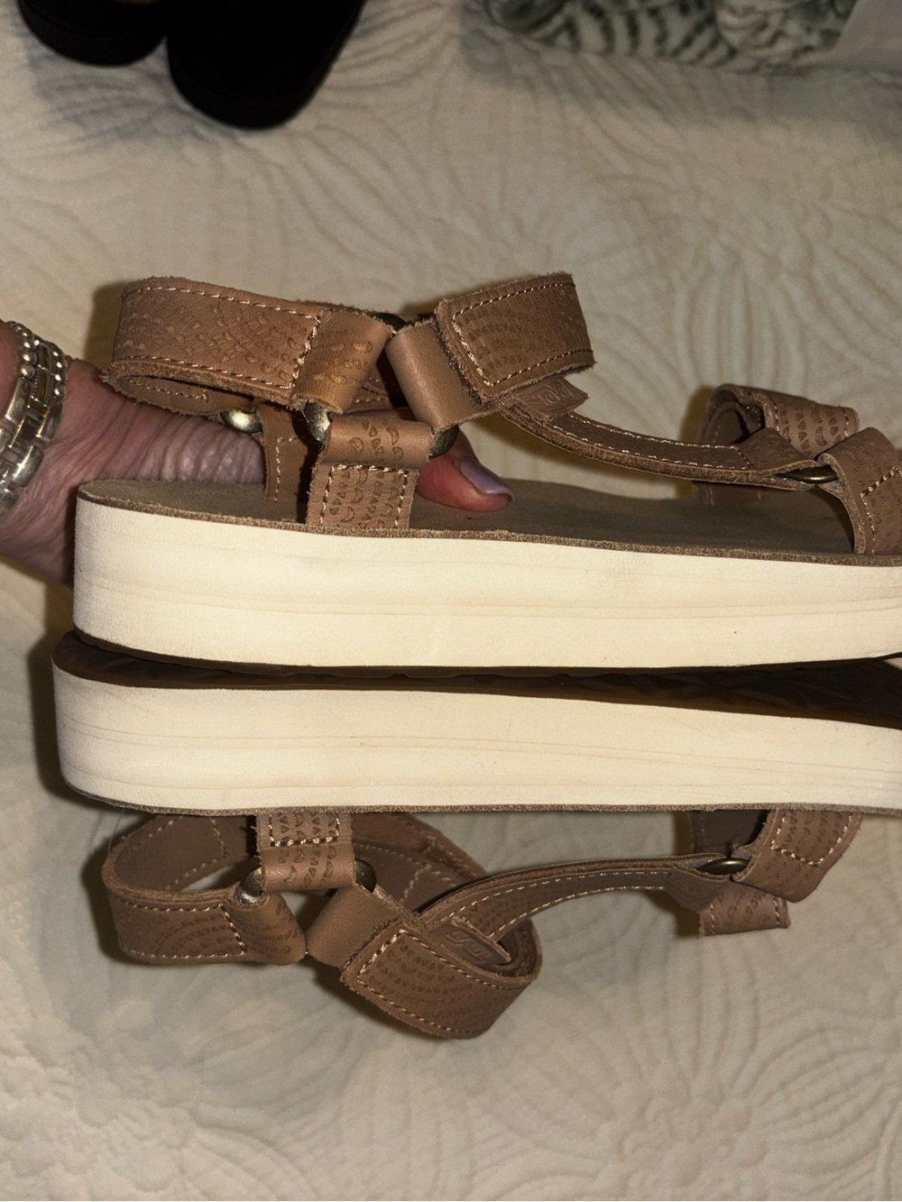 Teva - Picture 6 of 6